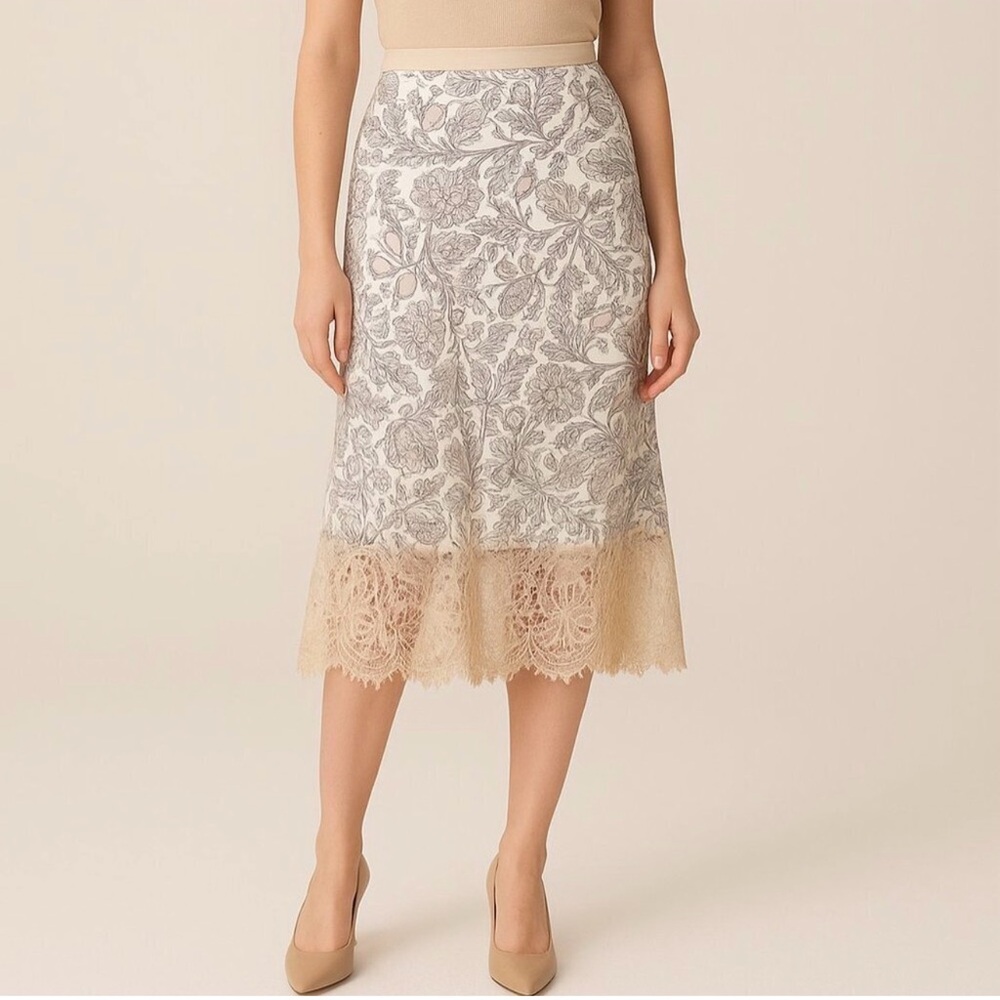 Gold Hawk Cream Paisley 100% Silk Skirt